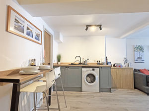 Photo 6- click for photo gallery